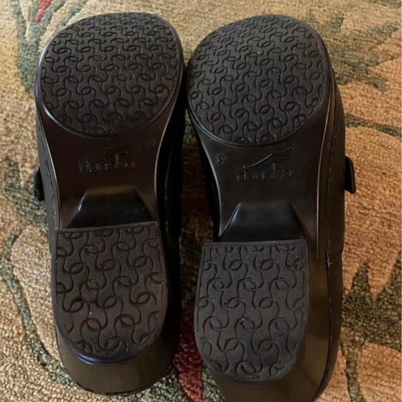 Dansko Clogs Size 8.5 - Picture 4 of 4